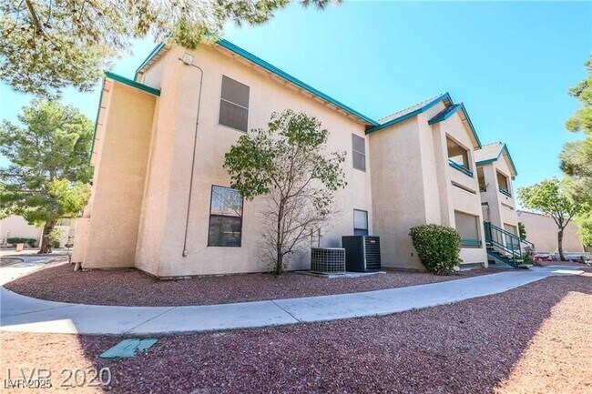 Building Photo - 5151 S Lindell Rd