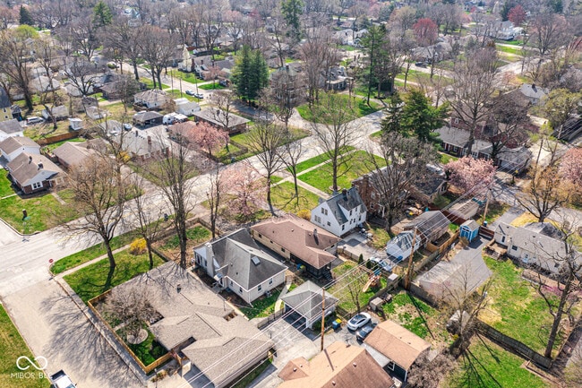 Building Photo - 1420 Kessler Blvd E Dr