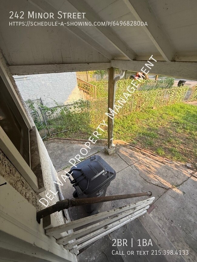 Building Photo - 242 Minor St