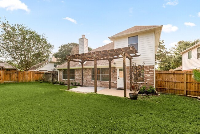 Building Photo - 3022 Glenthorpe Ln