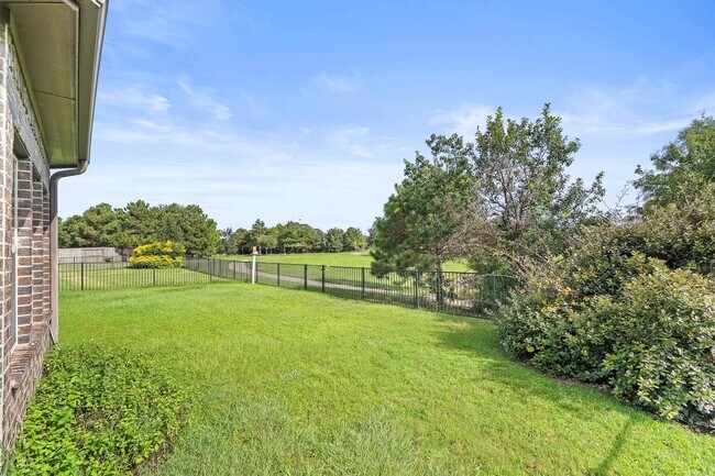Building Photo - 28131 Scenic Shore Ln