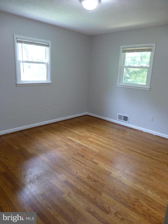 Building Photo - 2046 Greenwich St