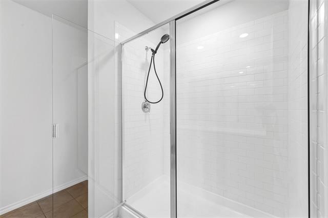 Building Photo - 508 Windrow Dr