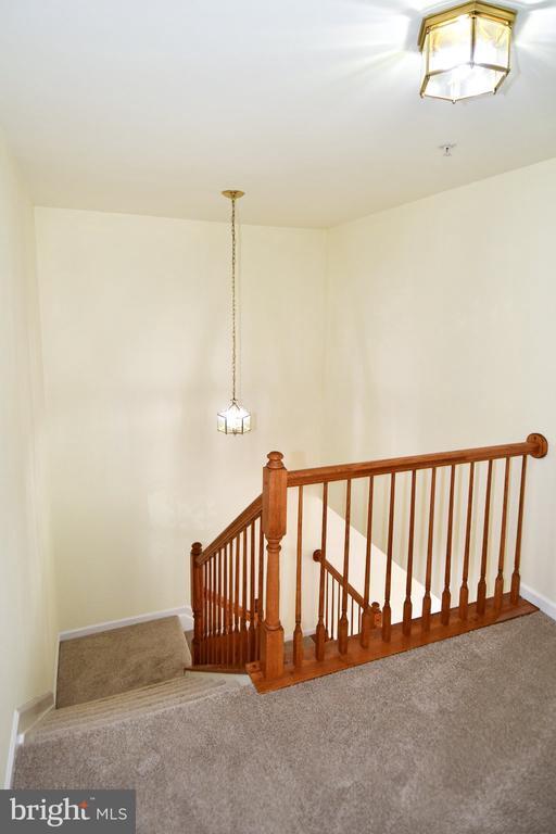 Building Photo - 8784 Lincoln St