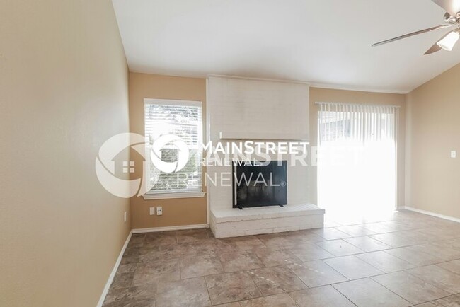 Building Photo - 338 Jordan Dr