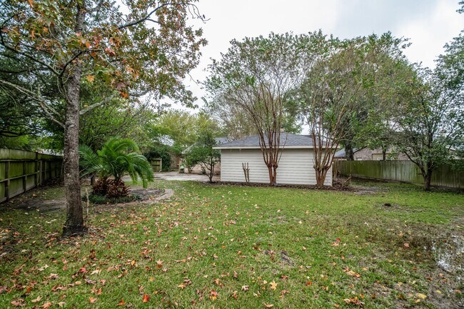 Building Photo - 10102 Autumn Harvest Dr