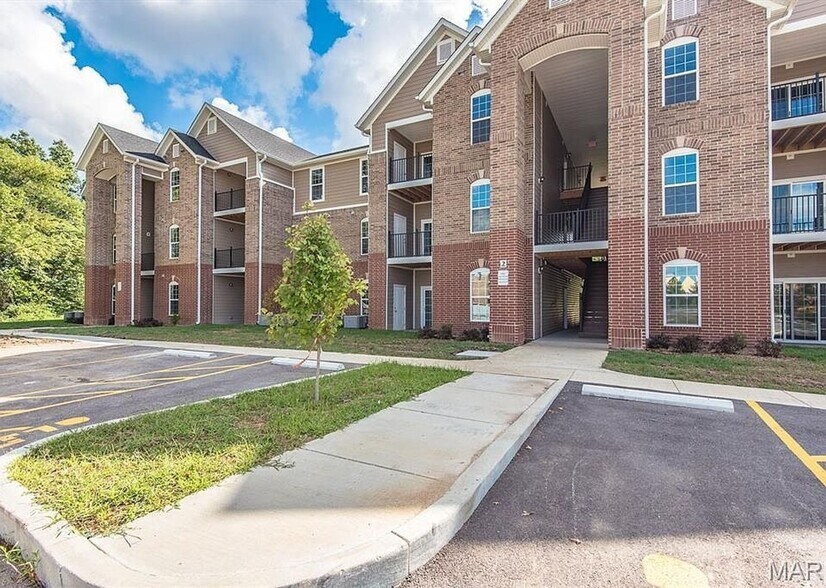 Building Photo - 231 Harmony Mdws Ct