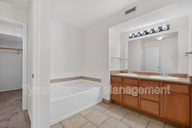 Building Photo - 6126 Costa Brava Ave NW