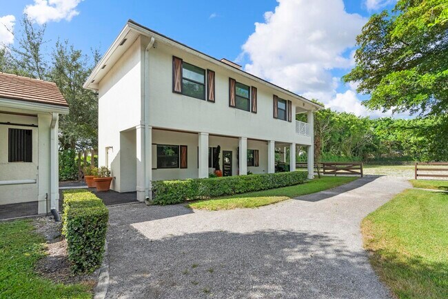 Primary Photo - 14492 Equestrian Way