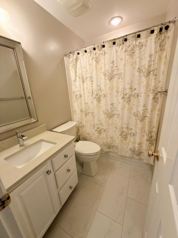 Building Photo - 4722 Minor Cir
