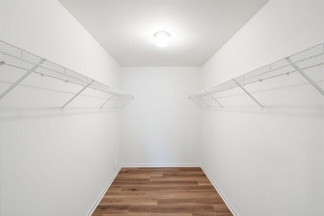 Building Photo - 1723 Juniper Dr