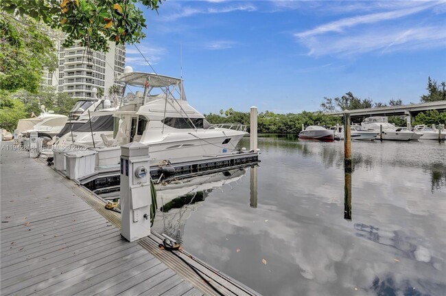 Building Photo - 19101 NE 36th Pl