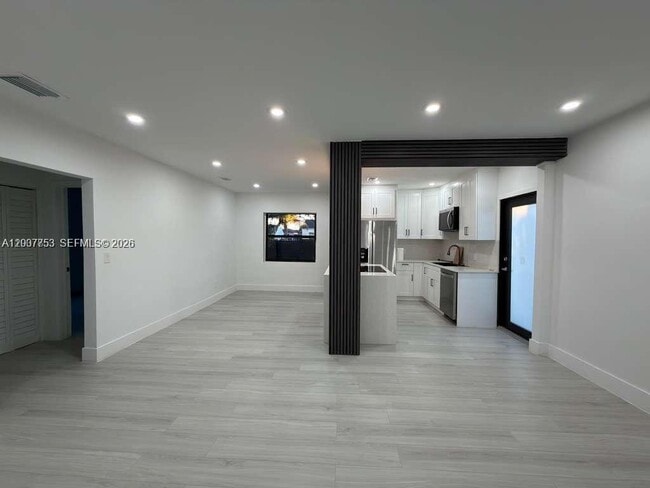 Building Photo - 854 NW 76th St