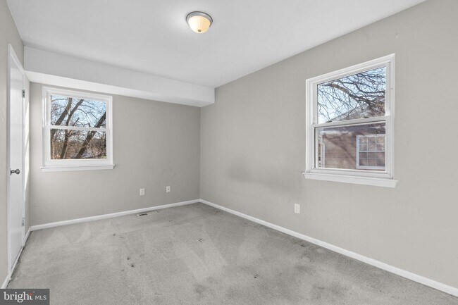 Building Photo - 8221 Millfield Ct