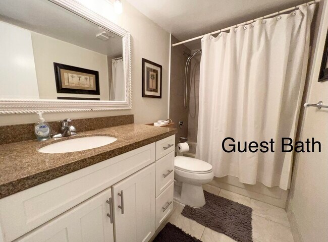 Building Photo - 2025 Lavers Cir