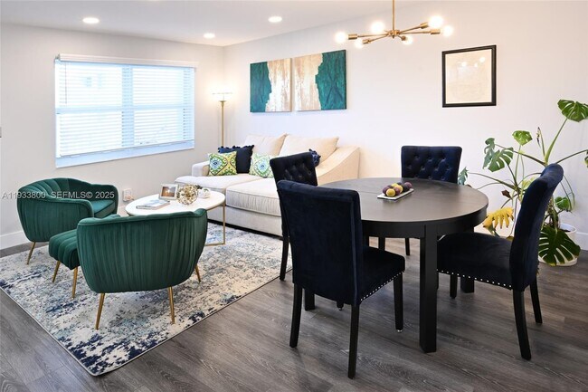 Building Photo - 2860 NE 14th Street Causeway