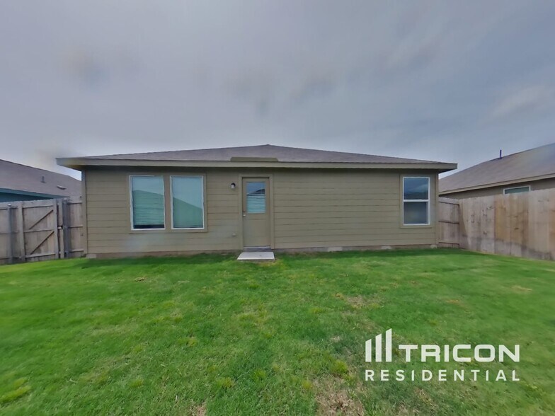 Building Photo - 11826 Hermosa Ln