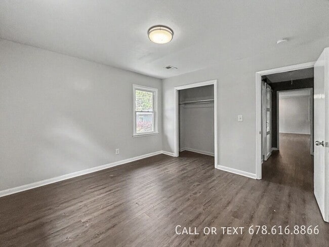 Building Photo - 560 Lee Byrd Rd