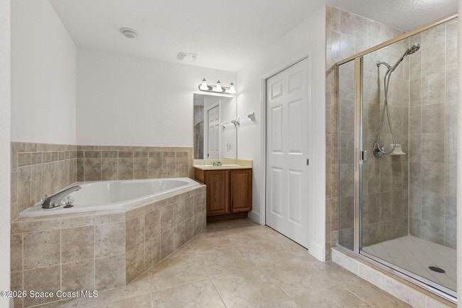 Building Photo - 807 Mystic Dr