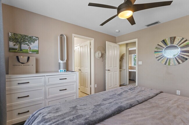 Building Photo - 91-1059-1059 Kaimalie St