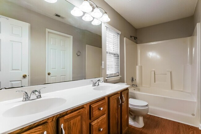 Building Photo - 112 Norrostown Pl