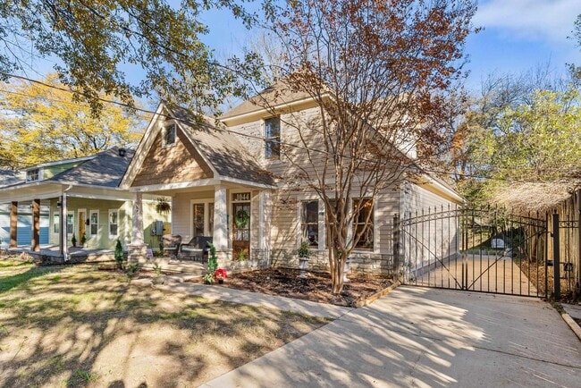 Building Photo - 1044 S Rembert St