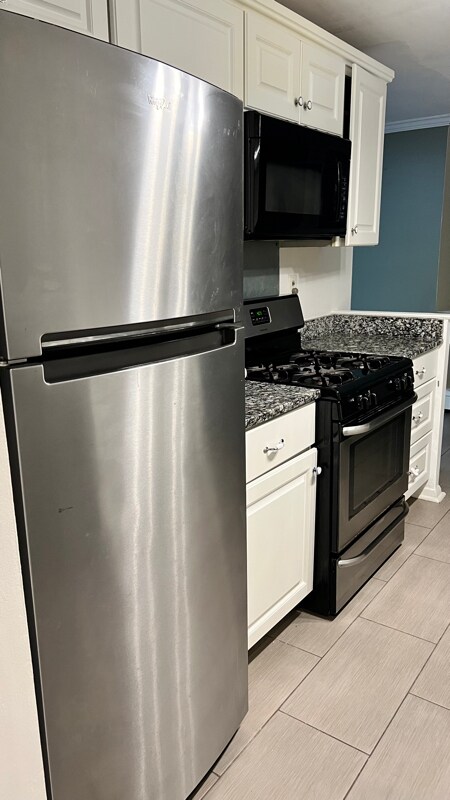 Building Photo - 3 Hook Rd