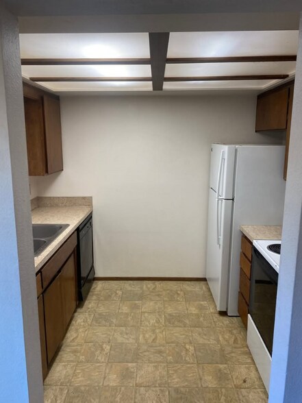 Building Photo - 5497 Nicole Ct SE