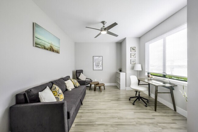 Building Photo - Charming 3BR House in Cape Coral