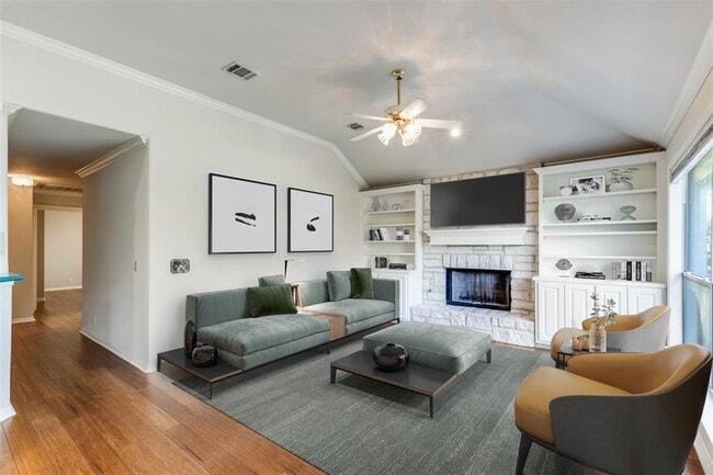 Building Photo - 6901 Bright Star Ln