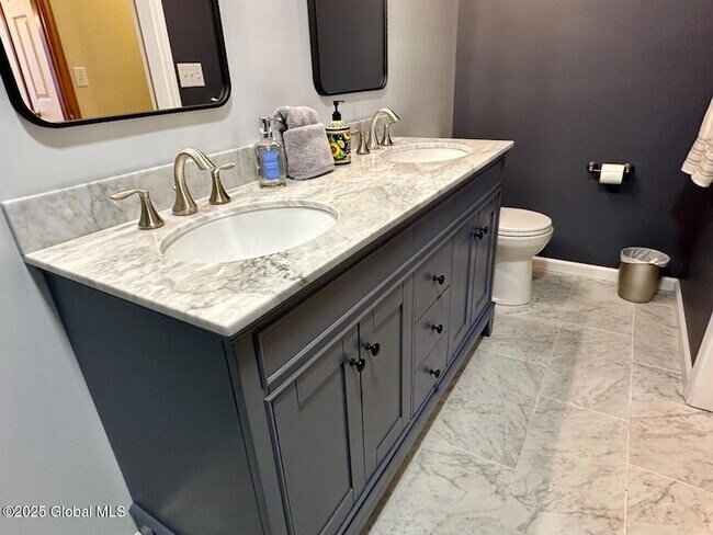 Building Photo - 1 Inlander Rd