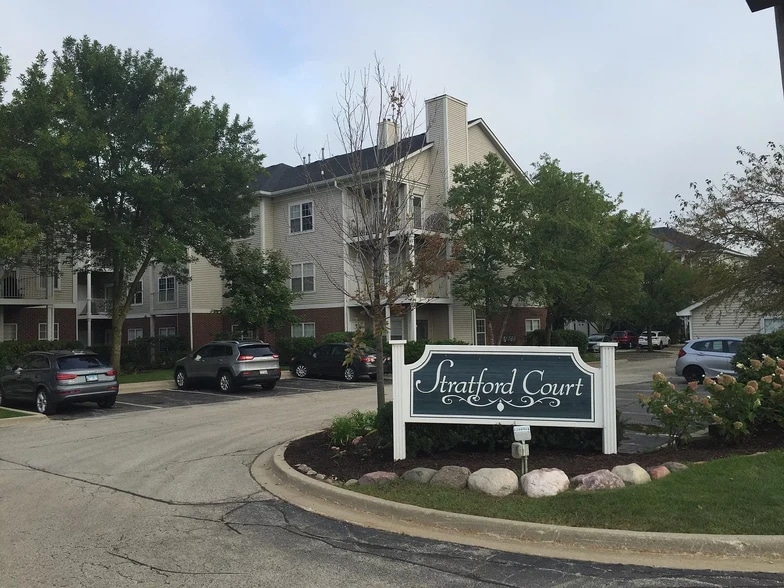 Building Photo - 3275 Stratford Ct