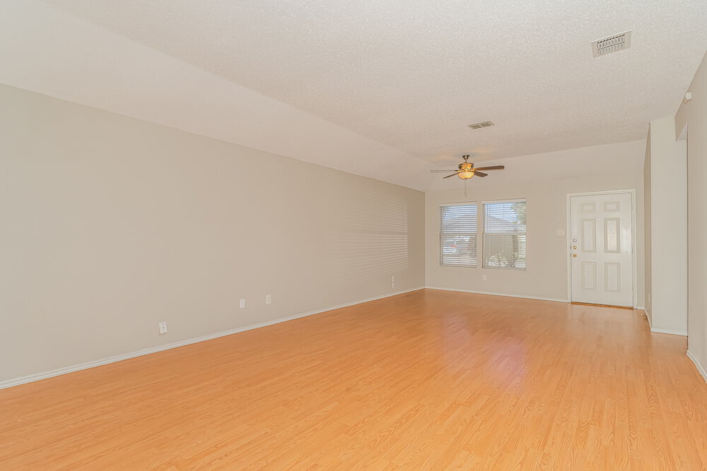 Building Photo - 537 Bailey St