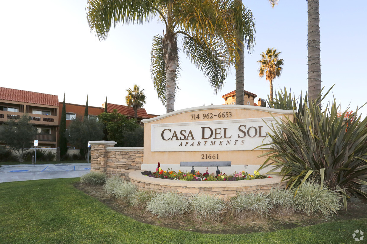 Casa Del Sol Huntington Beach