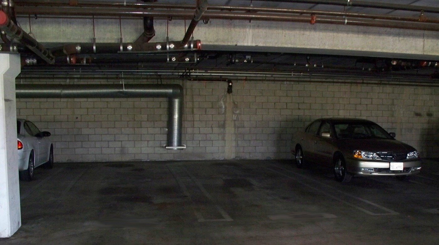 Building Photo - 4760 Templeton St