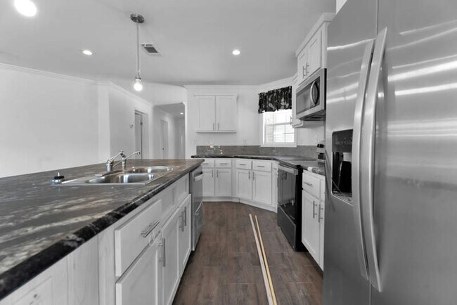 Building Photo - 3128 Walden Shores Blvd