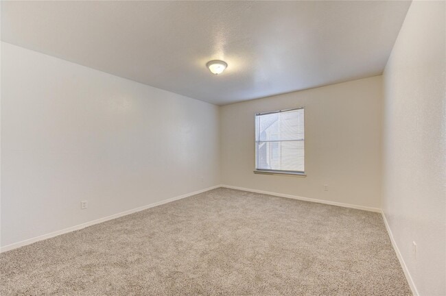 Building Photo - 10202 Forum Park Dr