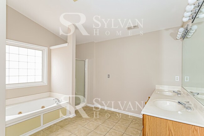 Building Photo - Coming HOME never felt so good!