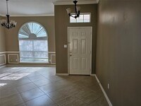 Building Photo - 27182 Kings Manor Dr S