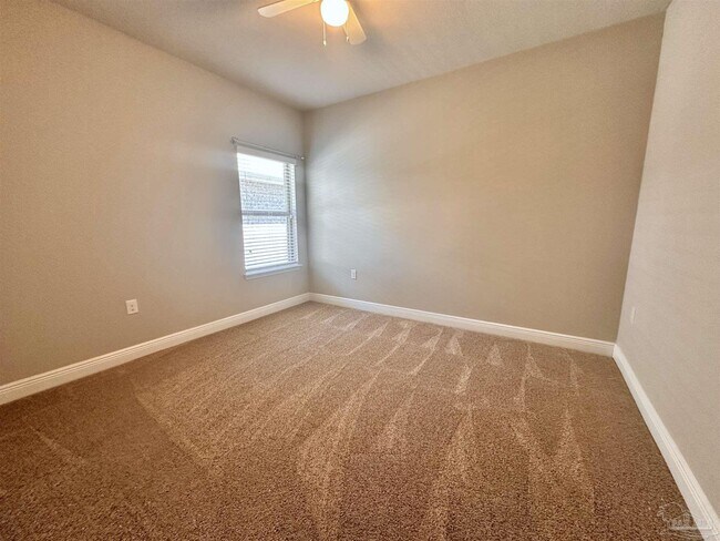 Building Photo - 3892 Hawks Landing Cir