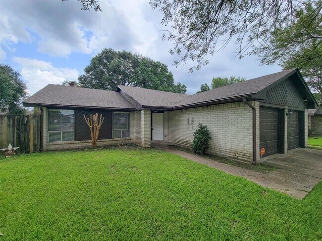 Building Photo - 22714 Paradise Gate Dr