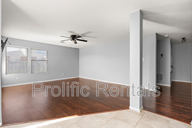 Building Photo - 3308 Catalina Dr