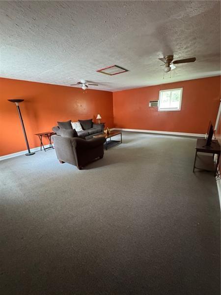 Building Photo - 2578 Shadowbrook Dr