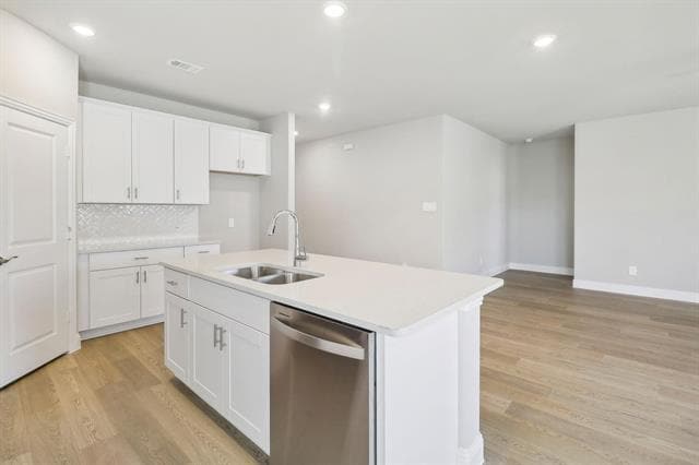 Building Photo - 518 Midnight Oak Dr