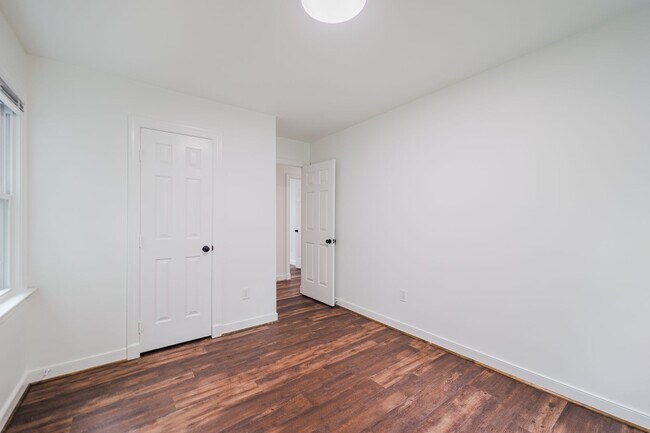 Building Photo - 1703 Choate Pl