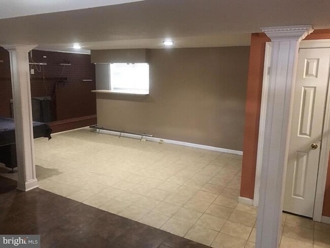 Building Photo - 7309 Sheffield Dr