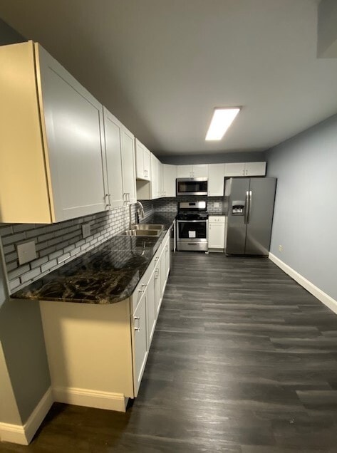 Building Photo - 207 Columbus Ave