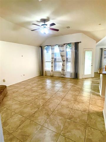 Building Photo - 10500 Stone Falls Ln