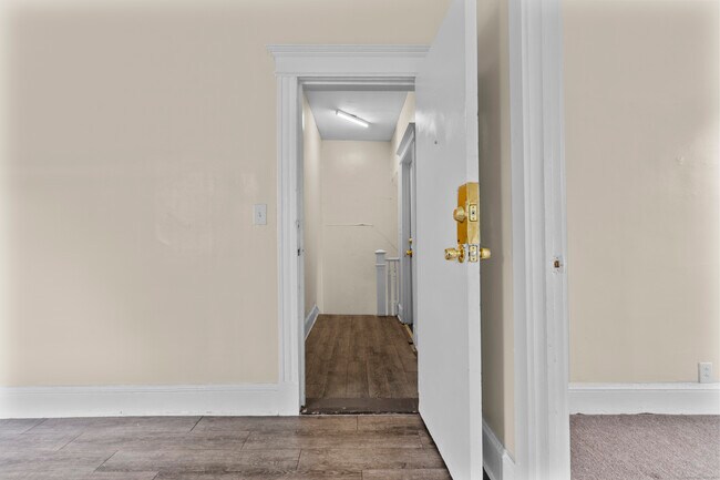 Building Photo - 29 Belden St
