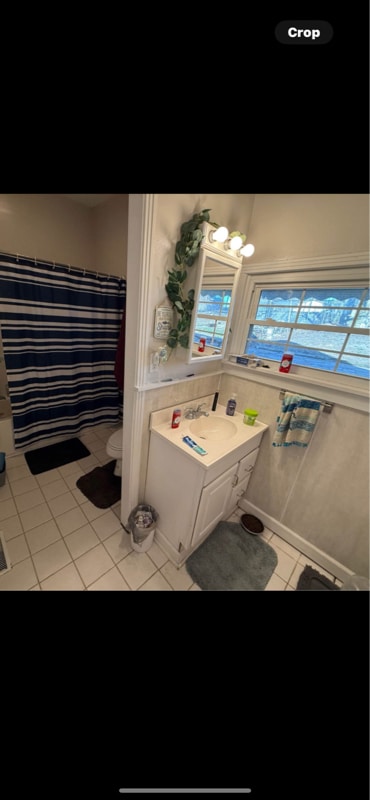 Building Photo - 1023 Gladden St